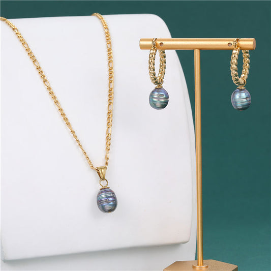 14K Gold Freshwater Pearl Necklace & Earring Set